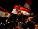 Демонстранты громят посольство Сирии в Каире после сообщений об огромном числе жертв в Хомсе