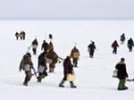 С оторвавшейся льдины на Сахалине спасены 450 рыбаков