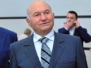 Возвращение Лужкова: эксперты увидели знак, что Путин простил опального экс-мэра