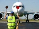 Медведев предложил временно отменить пошлины на импорт самолетов вместимостью до 72 мест