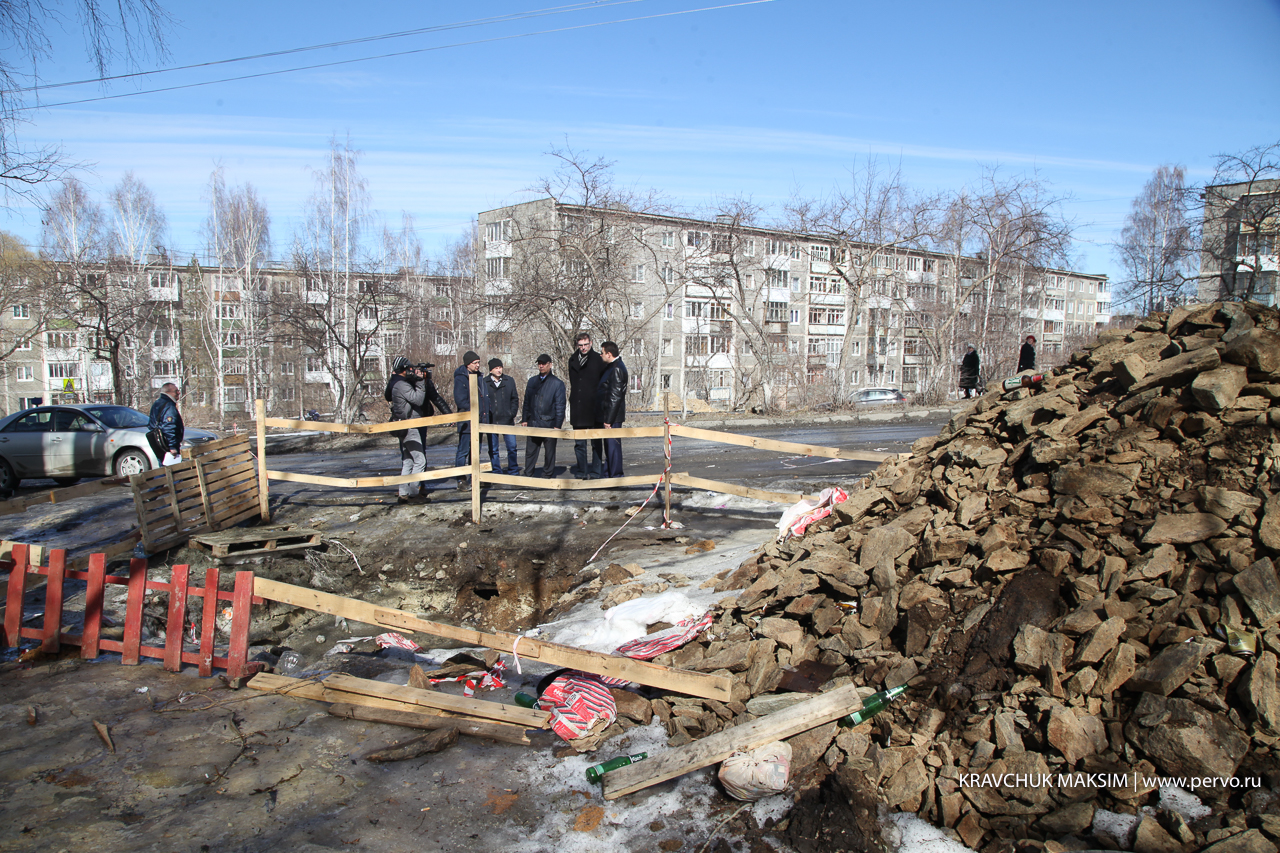 Подрядчика обязали благоустроить двор на улице Советская