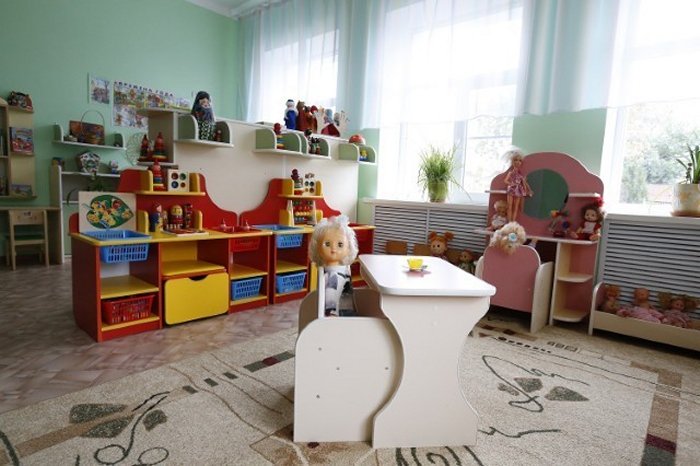 Мебель в ясли. Игровой уголок в детском саду. Мебель для ясельной группы. Мебель для группы детского сада. Детская мебель для детского сада.