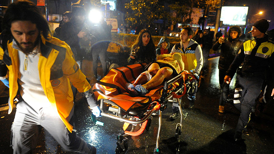 Число погибших при атаке на клуб в Стамбуле достигло 39
