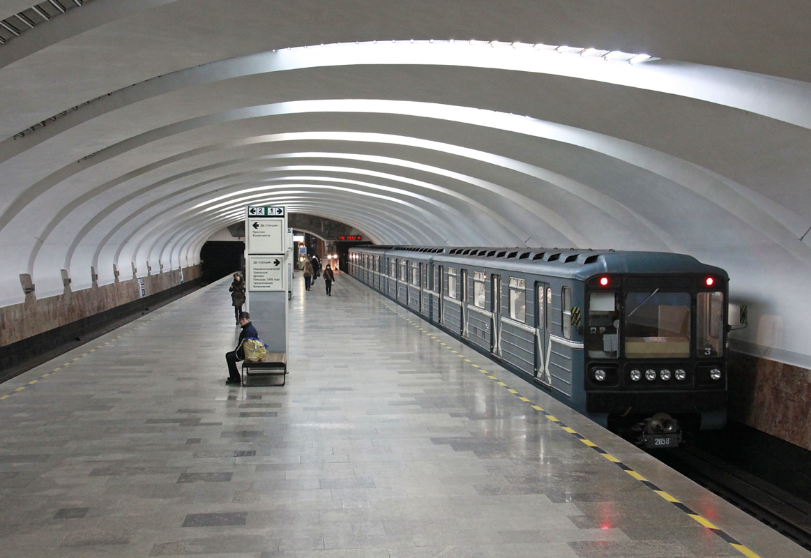 В метро Екатеринбурга повысят цены на проезд, чтобы обновить вагоны