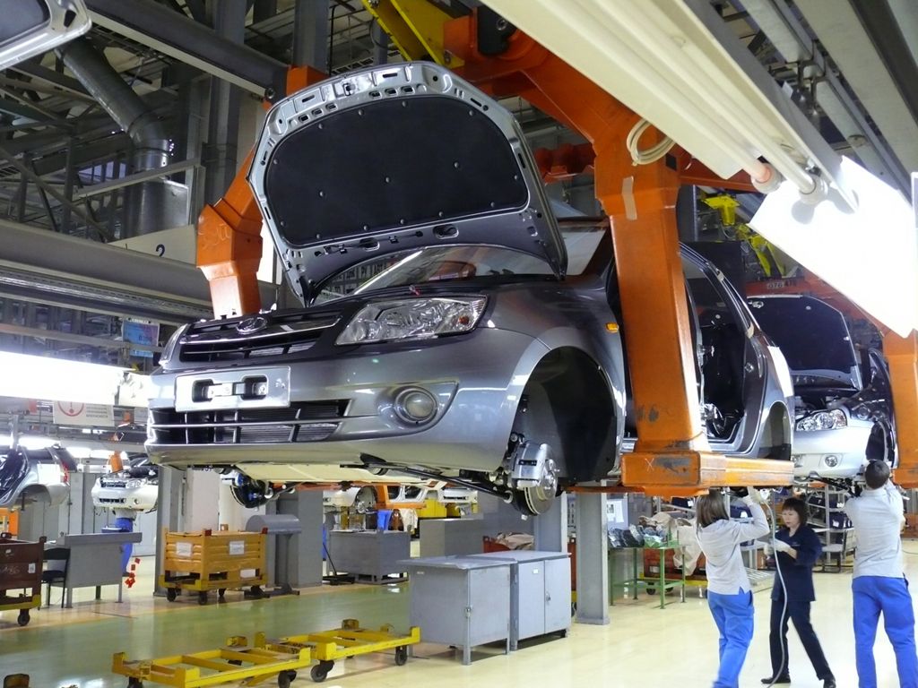 Mitsubishi купил лицензию на Lada Vesta у «АвтоВАЗа»