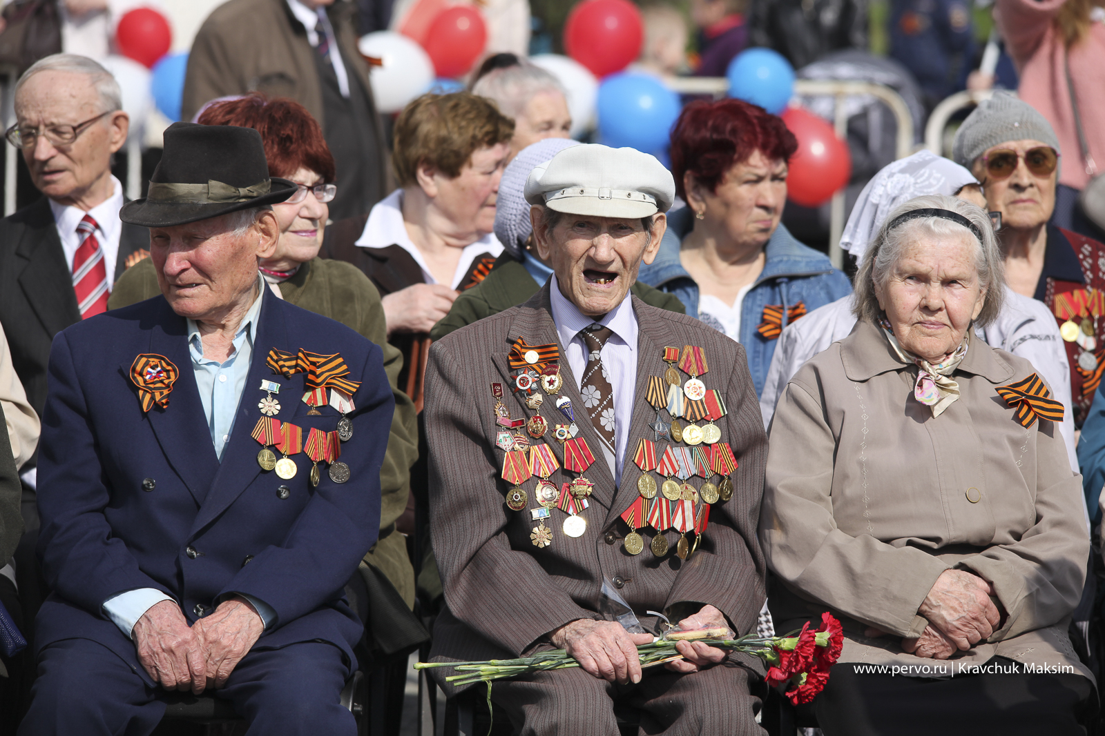 Путин пообещал первоуральским ветеранам по 75 тыс. руб. к 75-летию Победы
