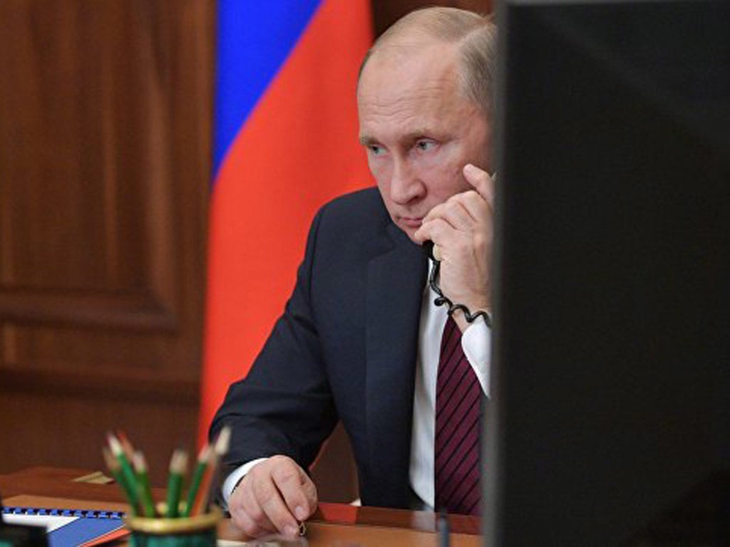 Путин встретится с Шойгу после гибели российских моряков