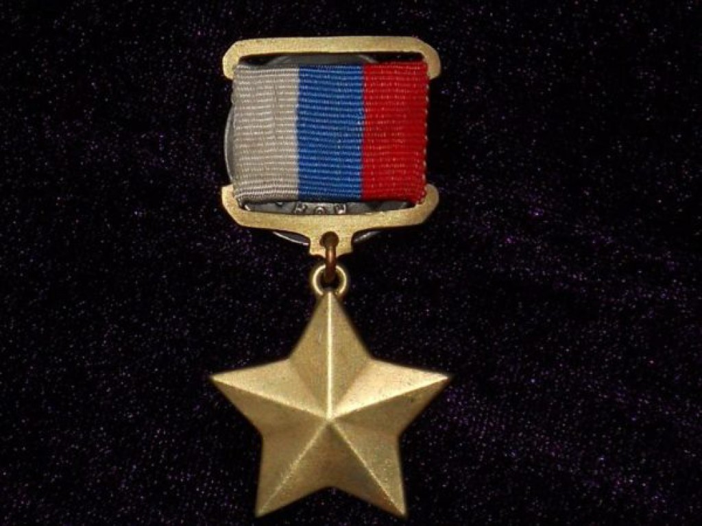 Путин присвоил звание Героя России четырем погибшим подводникам