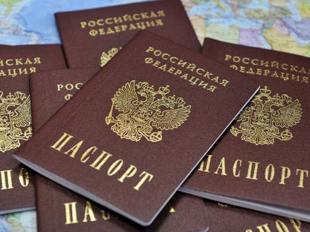 На электронные паспорта в России перейдут в 2023 году