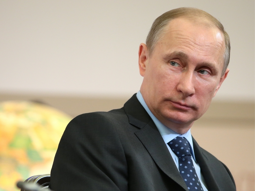 54% россиян хотели бы видеть Путина президентом и после 2024 года