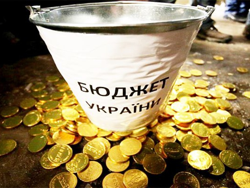 При каких условиях рухнет экономика Украины, рассказал эксперт